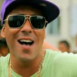 Mc Binho Do X.

Contatos:97709122