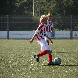 # voetbal ; VV Bennekom & Ajax Amsterdam # school ; Pallas athene College .
