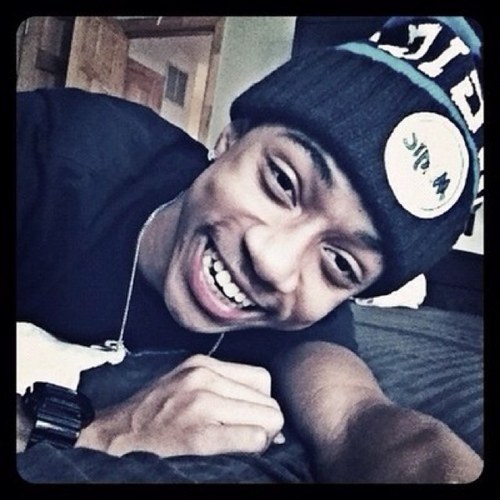 #teambreezy #teamchadvuitton . . #rihannanavy #jacobjewel #jetsetter ❤