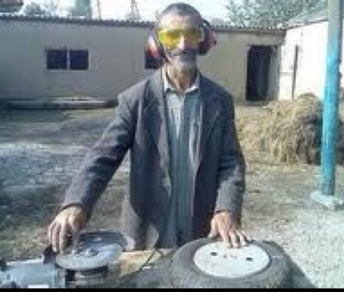 WorstDJEver's profile picture. RAVE SO HARD THRUST SO GUD