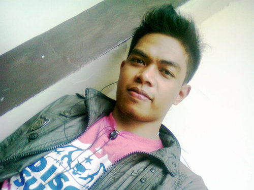 Simple, smile, I like women, and strong man...