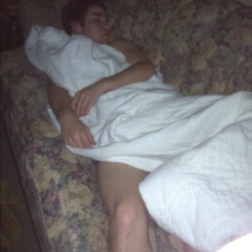 ITS JUST DYLAN.