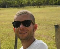 Sou uma pessoa paciente mas paciência tem limites, gosto de fazer amizades