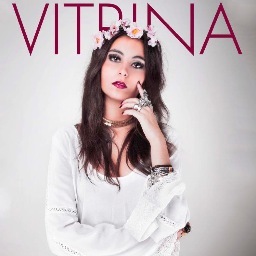 VitrinaMagazine's profile picture. AUC's First Fashion Magazine.