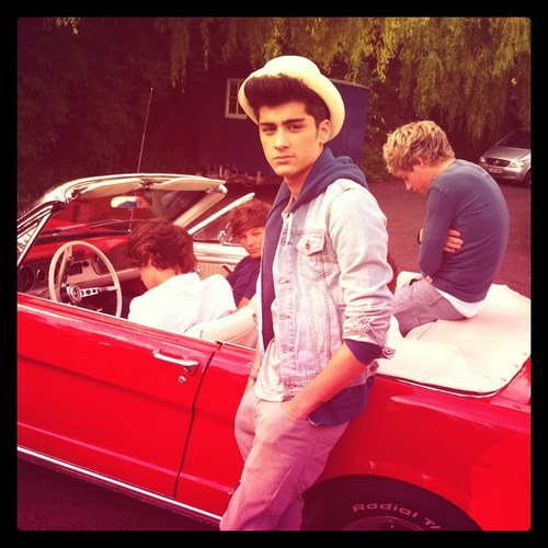 follower_pas's profile picture. Compte follow. Follow Back sur - @Ohunemoche sinon j'unfollow.