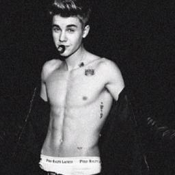 Bom Como Posso Explicar Eu Sou Extremente Alucinada Por @justinbieber Omg Tudo Que Eu Queria Que Ele me Seguise 3