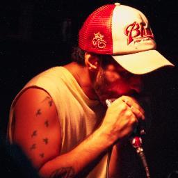 Harmônica Player and Singer