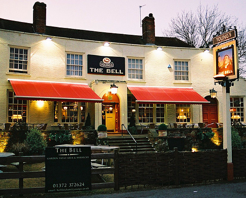 THEBELLFETCHAM1's profile picture. Mole Valleys finest boozer, all other boozers are losers.