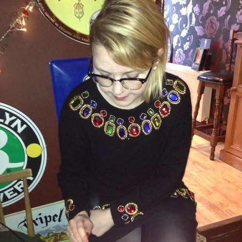 IsabelChina's profile picture. 