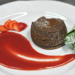 Traditional Restaurant of piedmont cuisine flavoured to extra-virgin oil.the tasteful choise in the core of Turin
