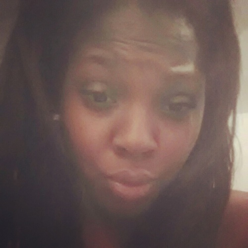 Pretty Little Dark Thang That Loves Scot-tee' !!!
FMOI: NewPage. _KieraSimone
#TeamBreezy #TeamMinaj Is What I Claim!