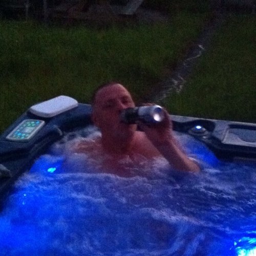 raymondojt66's profile picture. 