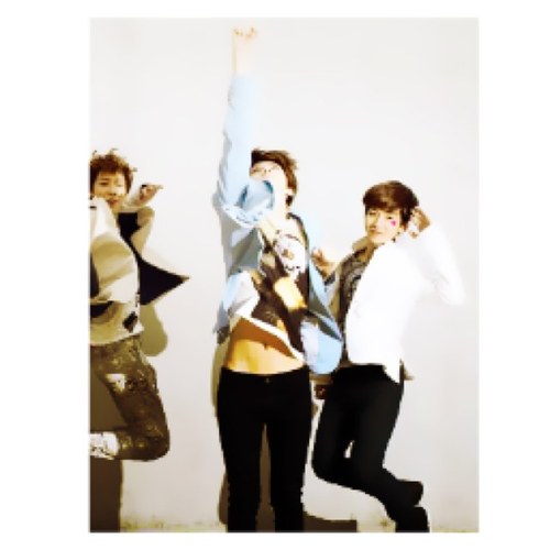 s e c o n d b o y ♥ s u m r o n g k r u f p e n  T - s o n g .