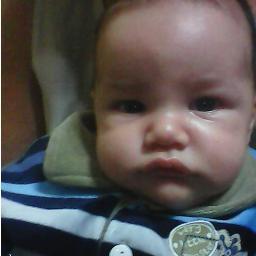 nao tenho tudo que amo, mas amo tudo  que tenho.