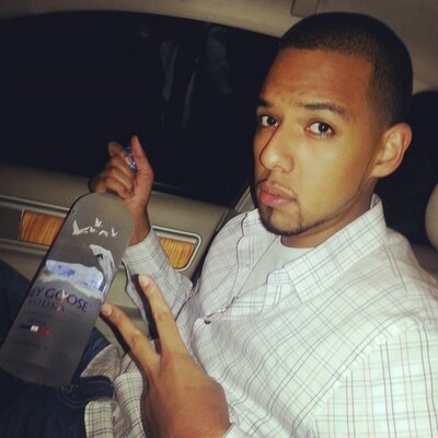 Rozayraza's profile image