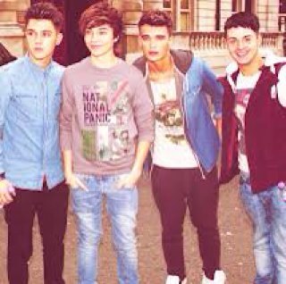 Facts de Union J en España!! ¿Quieres saber más sobre ellos? Siguenos:) #Jcats Busco co-owner. Cuenta creada 29/10/12