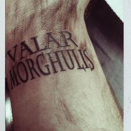 Todos los hombres deben morir. #SpanishFakeWesteros