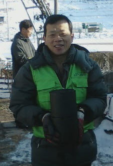 예수님을 많이 많이 사랑하고요. 59년생이고, 딸이 하나고, 아내 있고, 매일 매일 감사하며 살자!!