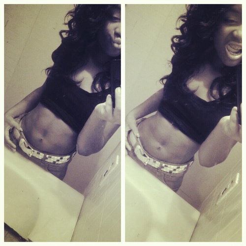 ' I'M SINGLE DAB :) , Ima Real A.S Female , Im Here For Friends Not For Mess , I'TWERK , I Model , & I Am Cool To F'ck With , But Ayee Fwm Tho ( :