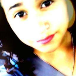 I am a dancerr from Houston, Texas ive been dancing my whole life and also i love DONUTzz & nuttelah