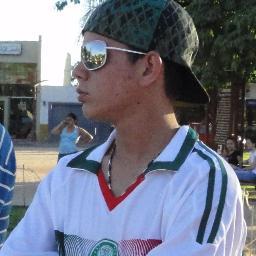 o aprendizado foi duro e mesmo diante desse revés não parei de sonhar fui persistente pq o fraco não alcança a meta é por isso q eu.... nunca deixo de sonhar...