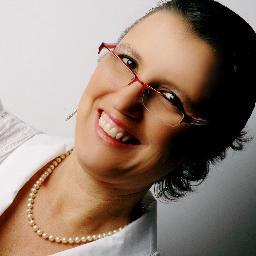 silabacomunica's profile picture. Diretora de Atendimento e Planejamento na Rent My Brain, Consultora na Conversadoria, Jornalista, Prêmio Contribuição Profissional APP 2012