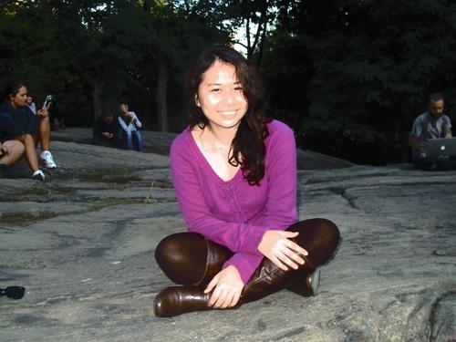 bibienwithaB's profile picture. Hello, I'm a small, curly girl.