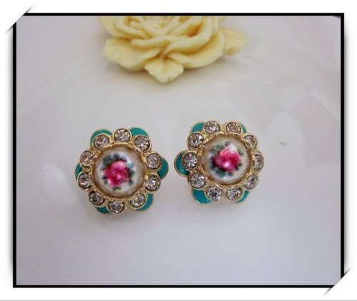 We specialise in Vintage Style Fashion Earrings, Necklaces, Bracelets, Bangles, Rings mostly hand-made. Please 'LIKE' us on FB.
