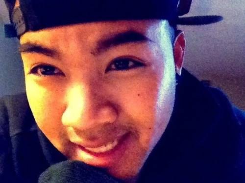 I tweet music and random things that come to mind [=