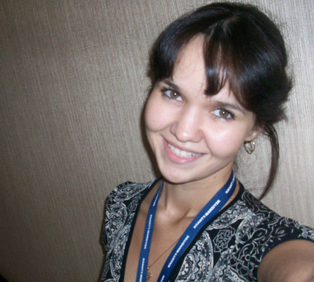 Soy linda e imperfecta, pero me encanta el buen sentido del humor. A vivir cada dia al maximo.