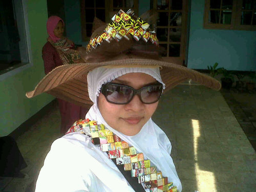 I'm a hommy mom that do any good thing's @home.Bantu suami perbaiki ekonomi keluarga :)