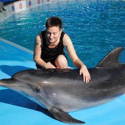 lizza8585's profile picture. Я,творческая личность,хочу творю,хочу вытворяю)
         Читаю взаимно)