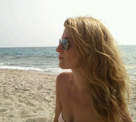 EstelaOF's profile picture. 