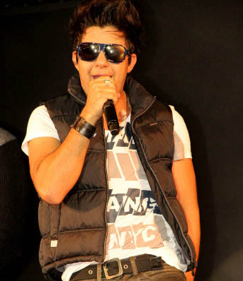 Eu me apaxonei foi assim tão derrepente quando já vi já era AMOR.. Te Amo @CrisEfeitos s2