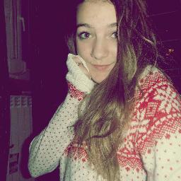 Follow moi sur @camillehmt 
Instagram : camille_hmt