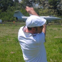 a_remoli's profile picture. 