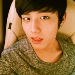`☆( - KANGJUN (BOT) `( - Fake account of @kangjun_CclowN #94lines `(-121210-)