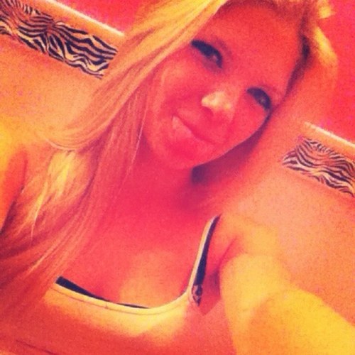 krystalnixonxox's profile picture. Krystal nixon.