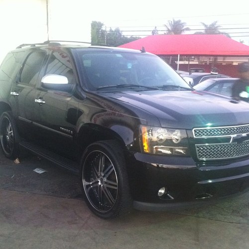 exclusive_miami's profile picture. 