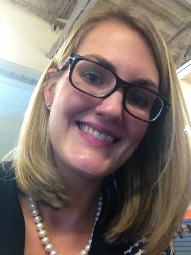 jcpeck13's profile picture. Communications Consultant and Freelancer with exec experience - but 
don't miss my cape, I'm also Super Mom!