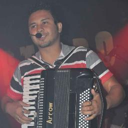 Cantor da dupla Anderson e Evandro.