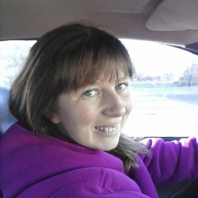 Profile Picture of Laura Keeling (@zoofan19) on Twitter