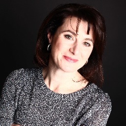 Brit living in Stockholm. Journalist. Single mother. Slags Sweden off occasionally.