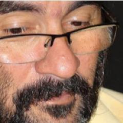 Artista plastico, diseñador, títiritero, productor audiovisual. escribidor de poemas y otras vainas.