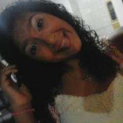-enxuga essa lágrima & sorria porque deus te ama.http://t.co/xehiLMow