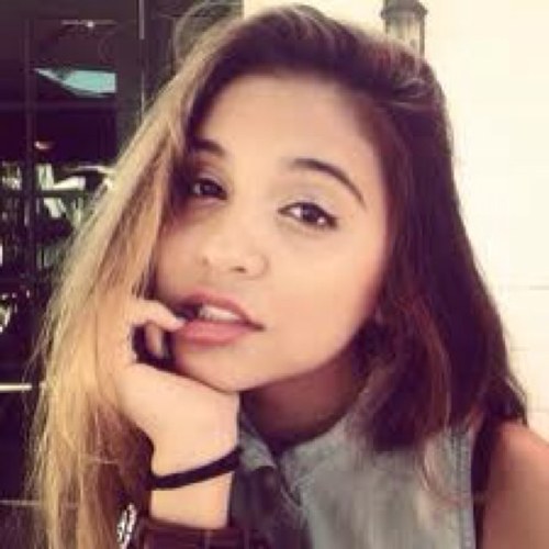Well, okey, Im @DallasMartella 's bestfriend, and Im addicted to make my life suck..