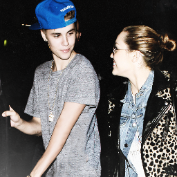 I was born to make mistakes not to fake perfection :) Follow me if you are Beliebers, Smilers, Westlifers and Soldiers xoxo I follow back *just ask*