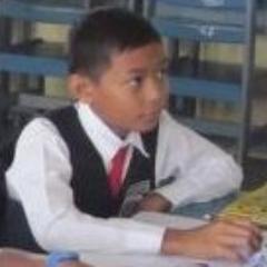 My name Muhammad Azril Ikhwan . I'm 14 years old . I study at SMKDMM . Just follow me okay ? If you cannot follow , just okay . :)