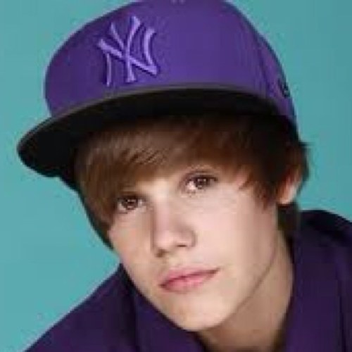 Im 14 and 1 half lolz and im single and i live in colorado springs and i was born in canada so ya im a canadian chick eh lolz ;)