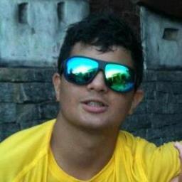 Estudante com o sonho de ser um futuro administrador de empresas, com mt fé em DEUS !